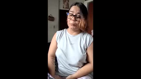 eimy_saenzz online show from 12, 2, 2026