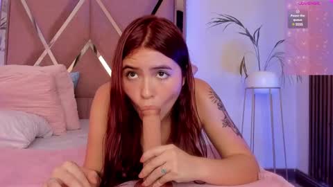 Snapshot of eimyaniston_cute chatting on 13, 12, 2024 eimyaniston cute online show from 13, 12, 2024