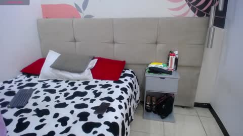 Eimyflorian online show from 29, 1, 2025