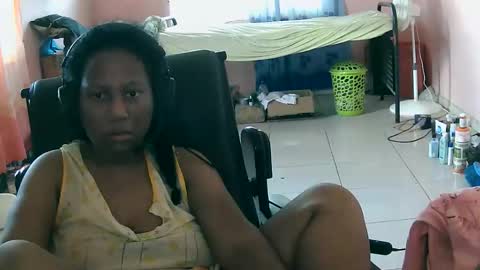 Eirondra Valeen online show from 28, 10, 2025