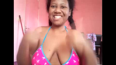 Eirondra Valeen online show from 19, 11, 2025