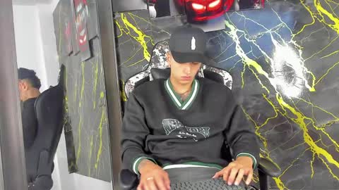 Snapshot of eithan__boy chatting on 20, 4, 2026 Eithan online show from 20, 4, 2026