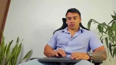 EITHAN CONOR online show from 26, 9, 2025