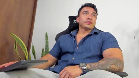 EITHAN CONOR online show from 7, 10, 2025