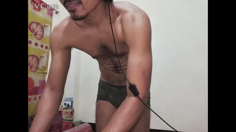 Snapshot of ekzxoxo chatting on 13, 12, 2025 Ekz online show from 13, 12, 2025