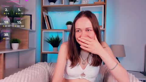 Snapshot of el1s_well chatting on 7, 3, 2025 Elis 3 online show from 7, 3, 2025