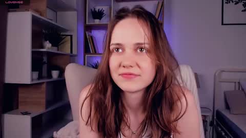 Snapshot of el1s_well chatting on 11, 3, 2025 Elis 3 online show from 11, 3, 2025