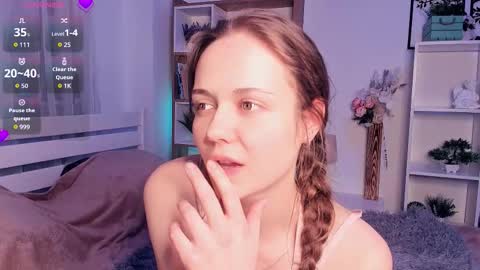 Snapshot of el1s_well chatting on 21, 10, 2025 Elis 3 online show from 21, 10, 2025