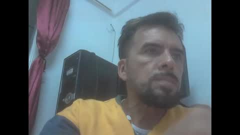 Snapshot of el_principe_veryhot chatting on 30, 10, 2025 el_principe_veryhot online show from 30, 10, 2025