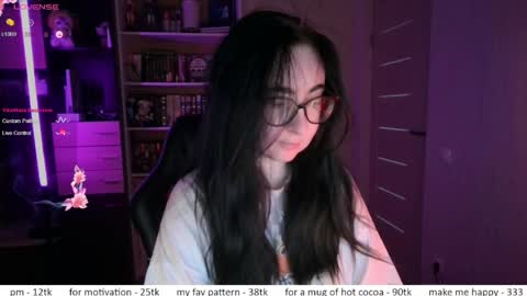 If you like it when I meow give me a thumbs up online show from 13, 4, 2026