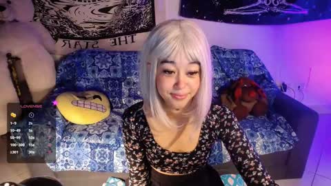 Snapshot of ela_0 chatting on 15, 2, 2025 Ela Help me reach 100 thumbs up online show from 15, 2, 2025