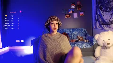 Snapshot of ela_0 chatting on 22, 2, 2025 Ela Help me reach 100 thumbs up online show from 22, 2, 2025