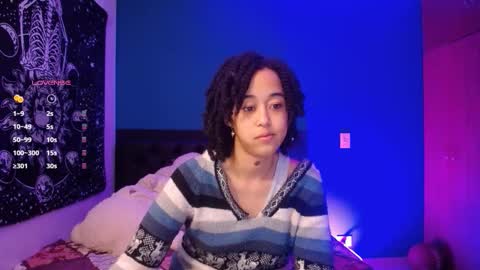 Snapshot of ela_0 chatting on 19, 10, 2025 Ela Help me reach 100 thumbs up online show from 19, 10, 2025