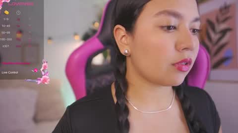 Snapshot of ela_hilton_ chatting on 17, 9, 2025 Ela online show from 17, 9, 2025