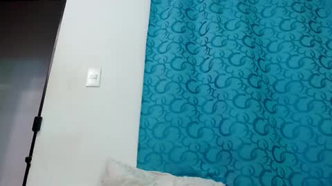 Snapshot of eladyrous98 chatting on 21, 11, 2025 ladi online show from 21, 11, 2025