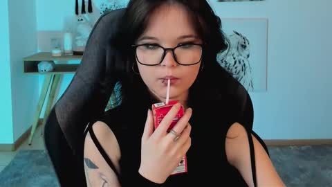 Your sweet girl online show from 11, 3, 2025