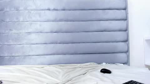 elaisaprincess online show from 27, 2, 2025