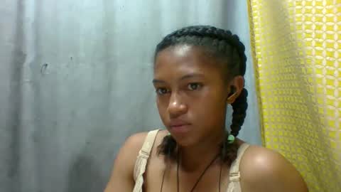 Snapshot of elaliealdy chatting on 3, 10, 2025 elaliealdy online show from 3, 10, 2025