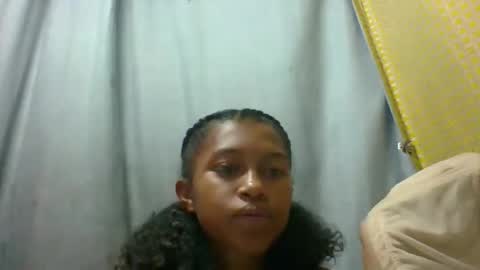 Snapshot of elaliealdy chatting on 15, 10, 2025 elaliealdy online show from 15, 10, 2025