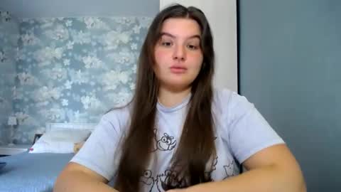 Elanis online show from 24, 4, 2026