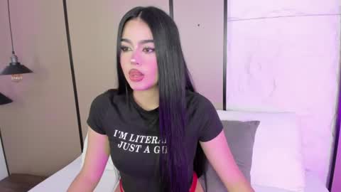 elara_bloom_ online show from 22, 7, 2026