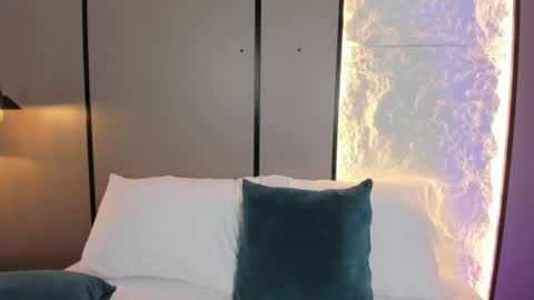 elara_bloom_ online show from 31, 7, 2026