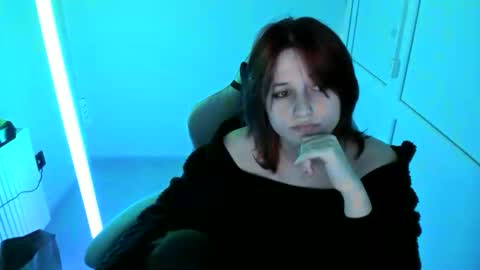 Snapshot of elara_muse chatting on 27, 4, 2026 Evie online show from 27, 4, 2026