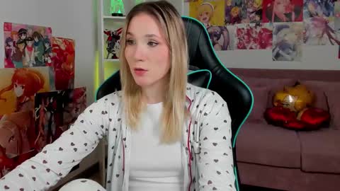 elaravoltage online show from 15, 3, 2026