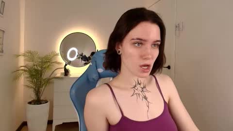 Snapshot of elastikiss chatting on 8, 11, 2025 elastikiss online show from 8, 11, 2025