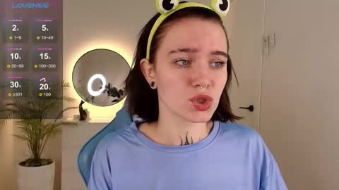 Snapshot of elastikiss chatting on 9, 11, 2025 elastikiss online show from 9, 11, 2025