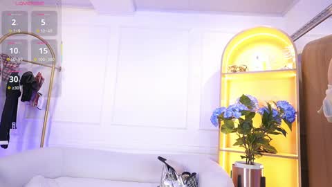 Elasummeer online show from 4, 10, 2025