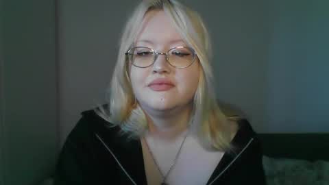 elayne_sweet online show from 27, 4, 2026