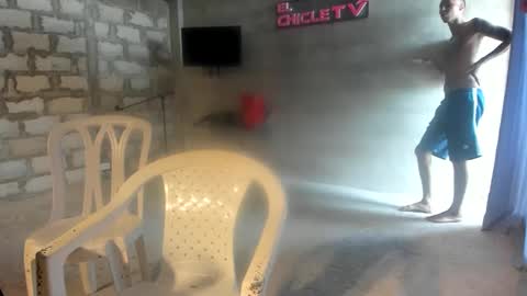 Snapshot of elchicletv chatting on 2, 12, 2024 El CHICLE TV - SHOW online show from 2, 12, 2024