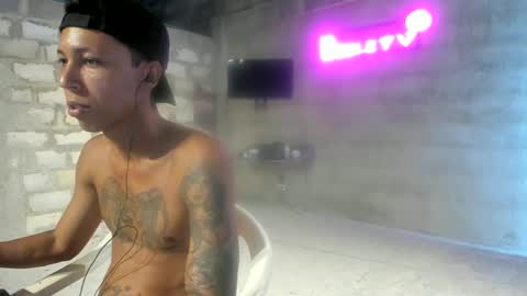 Snapshot of elchicletv chatting on 24, 12, 2024 El CHICLE TV - SHOW online show from 24, 12, 2024