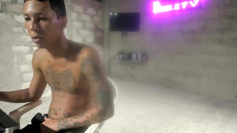 Snapshot of elchicletv chatting on 26, 12, 2024 El CHICLE TV - SHOW online show from 26, 12, 2024