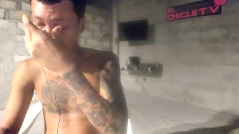 Snapshot of elchicletv chatting on 22, 1, 2025 El CHICLE TV - SHOW online show from 22, 1, 2025