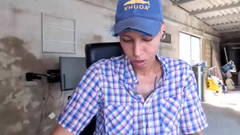 Snapshot of elchicletv chatting on 21, 9, 2025 El CHICLE TV - SHOW online show from 21, 9, 2025