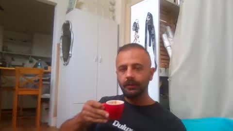 Snapshot of elcondorxo509107 chatting on 23, 10, 2025 daniel18cmx online show from 23, 10, 2025