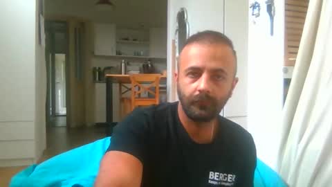 Snapshot of elcondorxo509107 chatting on 29, 10, 2025 daniel18cmx online show from 29, 10, 2025