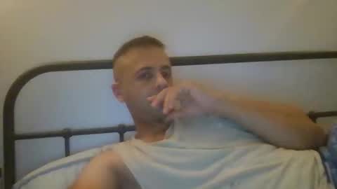 Snapshot of elcondorxo509107 chatting on 23, 11, 2025 daniel18cmx online show from 23, 11, 2025