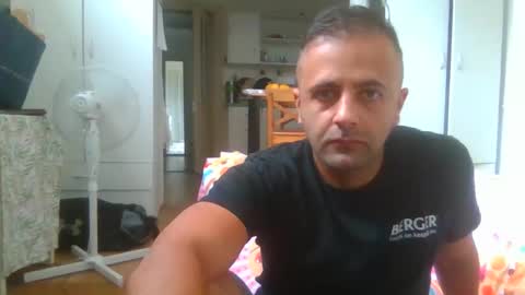 Snapshot of elcondorxo509107 chatting on 25, 11, 2025 daniel18cmx online show from 25, 11, 2025