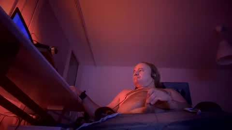 Snapshot of elcretinmo chatting on 14, 12, 2024 elcretinmo online show from 14, 12, 2024