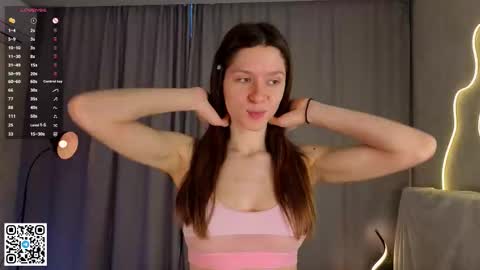 Mia online show from 10, 9, 2025