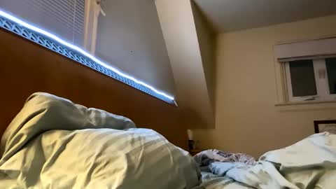 Snapshot of eldisiac chatting on 30, 11, 2025 EL-Disiac online show from 30, 11, 2025