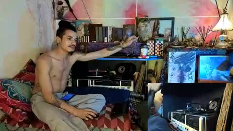 Snapshot of eleazar_blake chatting on 7, 10, 2025 Sir Eleazar online show from 7, 10, 2025