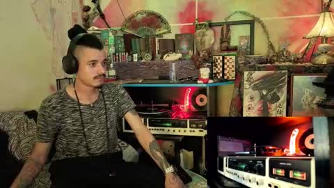 Snapshot of eleazar_blake chatting on 19, 11, 2025 Sir Eleazar online show from 19, 11, 2025