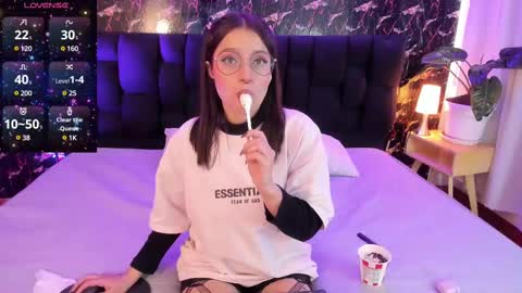 Snapshot of elecktra_sweet chatting on 7, 3, 2025 Elecktra online show from 7, 3, 2025