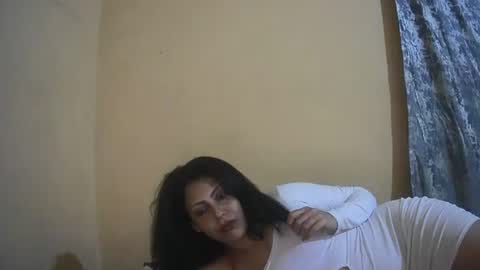 Snapshot of electra137 chatting on 4, 12, 2025 Isabella online show from 4, 12, 2025