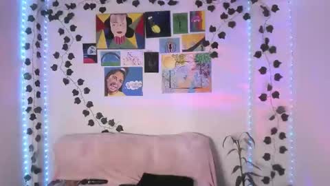 Snapshot of electraajoness chatting on 13, 5, 2026 electra jones online show from 13, 5, 2026