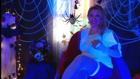 Elegancia online show from 26, 10, 2025